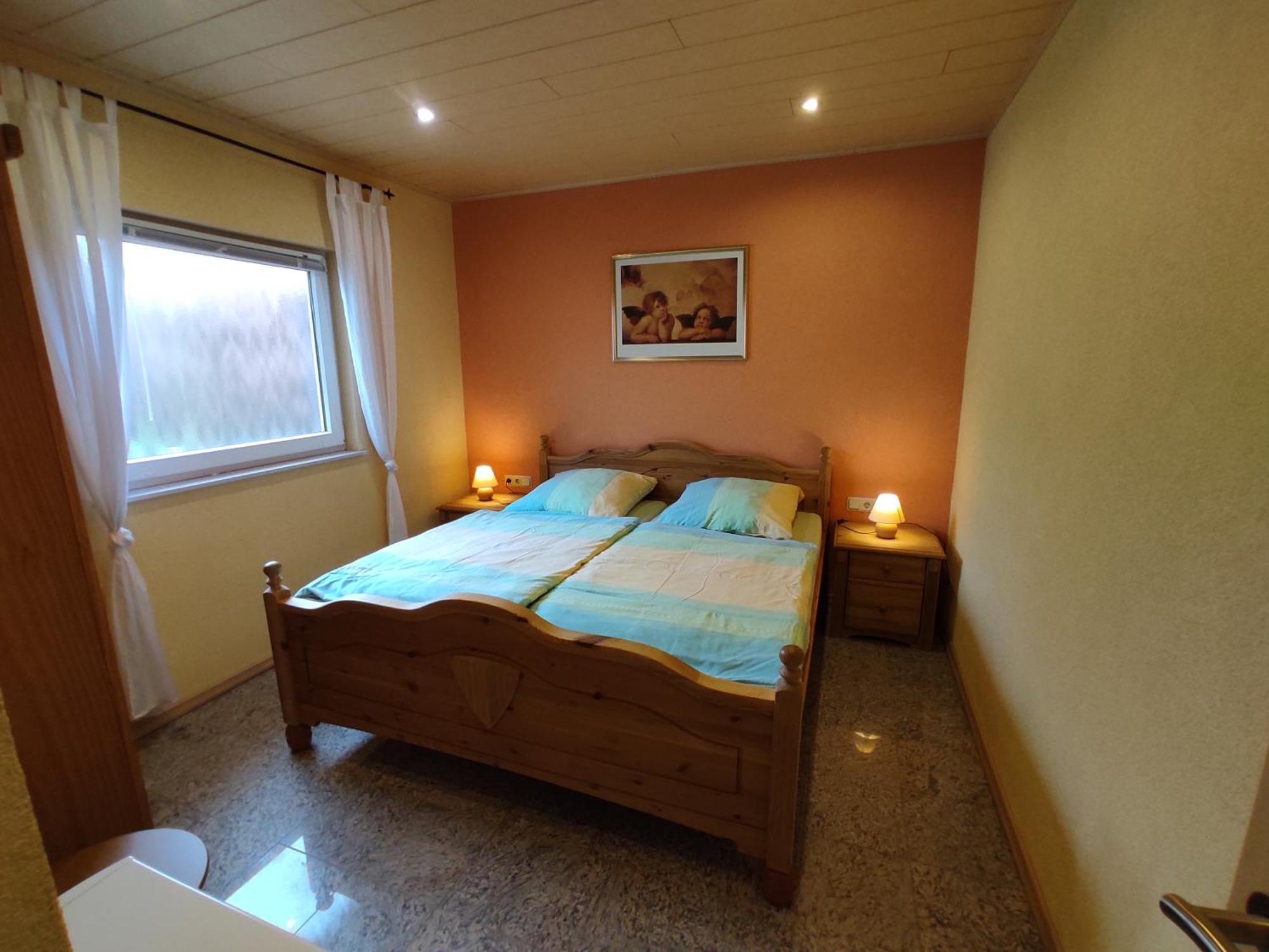 Apartmán Moselferienweingut Schaefer Wintrich Pokoj fotografie