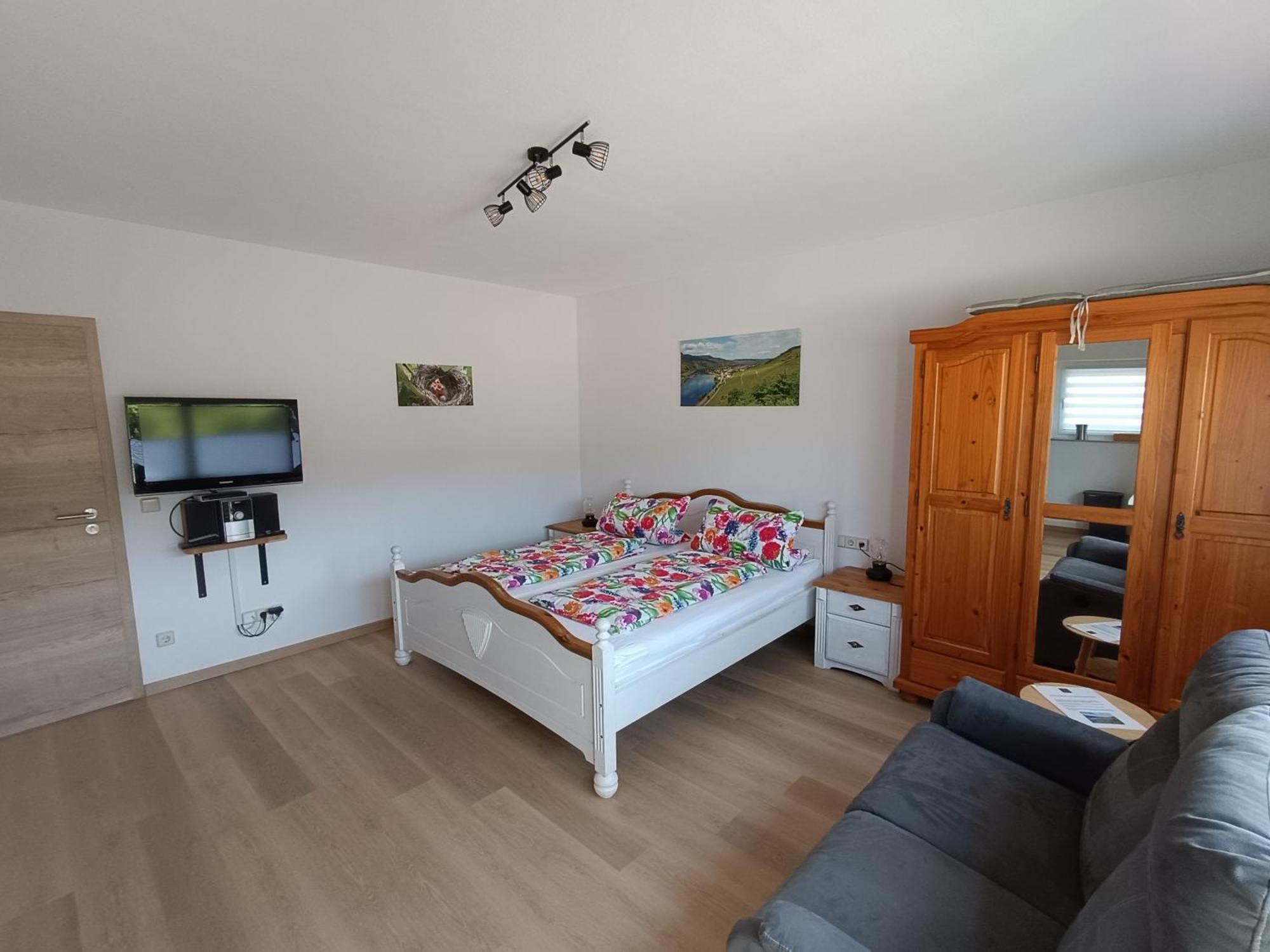 Apartmán Moselferienweingut Schaefer Wintrich Pokoj fotografie